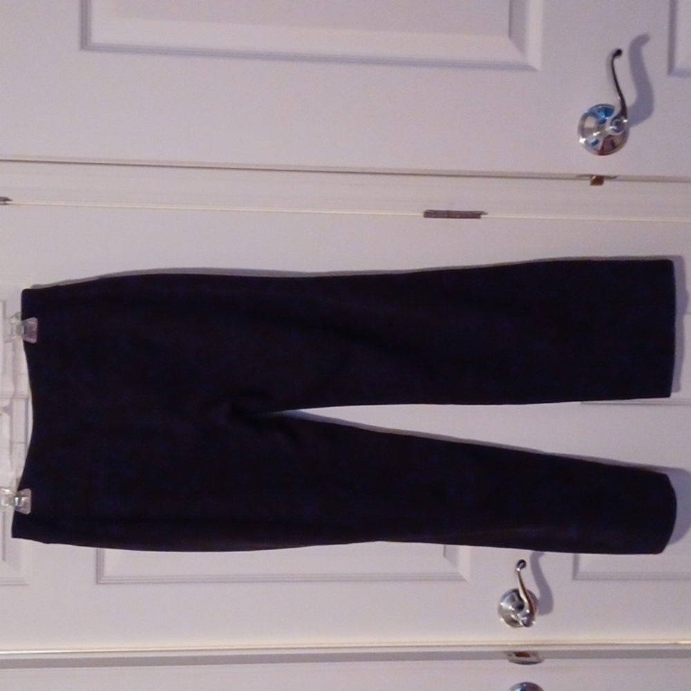 -- Gloria Vanderbilt Deep Black Trousers - Picture 6 of 7